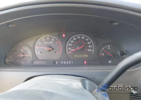 2001 Nissan Quest Gxe z USA, uszkodzony, nr VIN 4N2ZN15T41D820008